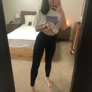 high waisted black athletic leggings